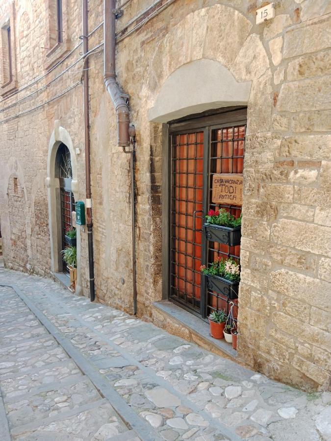 Casa Vacanza Todi Antica المظهر الخارجي الصورة